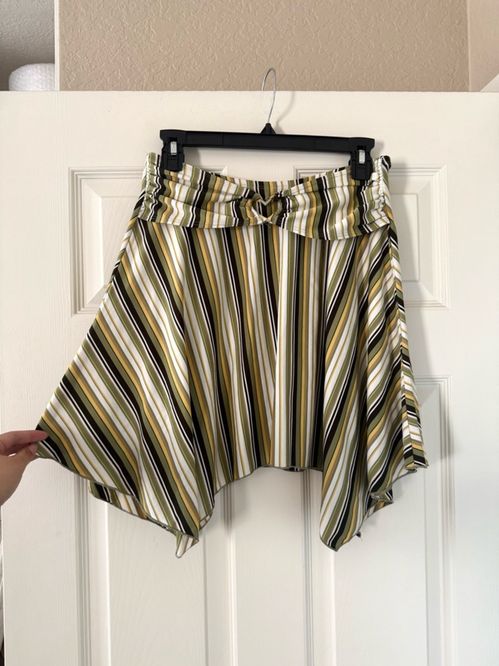 BNWT Reformation Vintage Y2K Xoxo Green Striped Fairy Hem Mini skirt